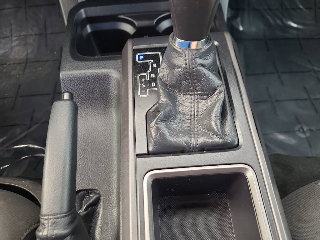 Thumbnail: 2022 Toyota Tacoma - 13