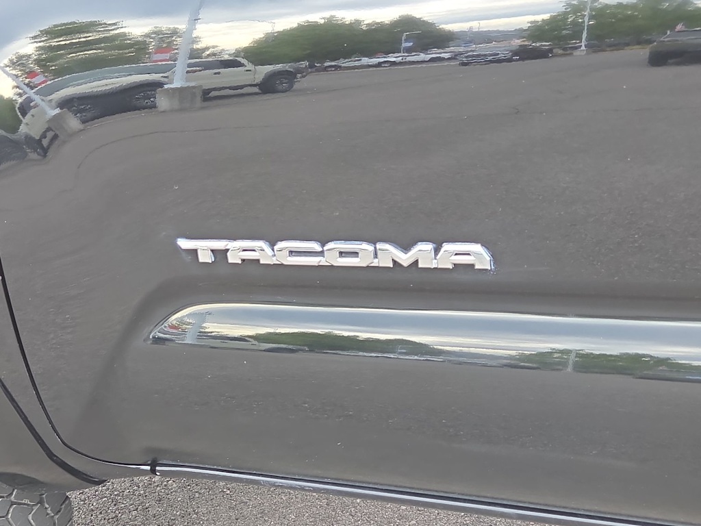 Thumbnail: 2023 Toyota Tacoma - 7