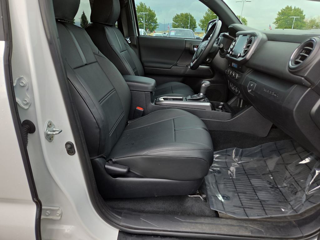 Thumbnail: 2023 Toyota Tacoma - 11