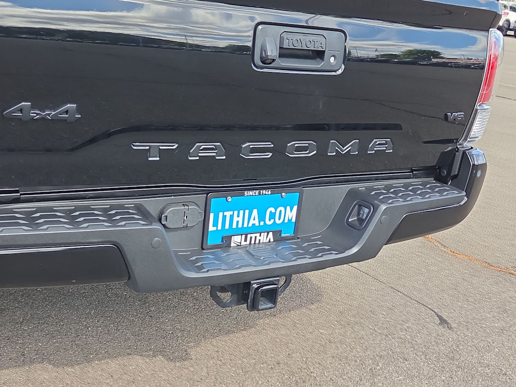 Thumbnail: 2022 Toyota Tacoma - 7