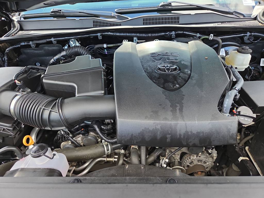 Thumbnail: 2022 Toyota Tacoma - 9