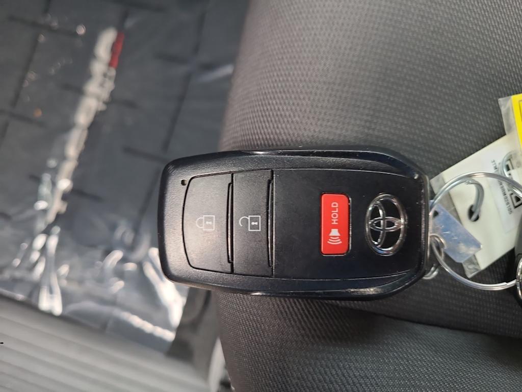 Thumbnail: 2024 Toyota Tacoma - 18