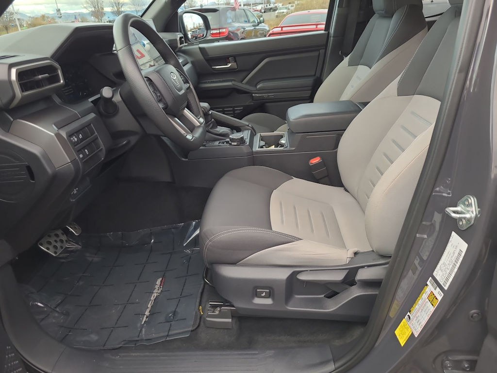 Thumbnail: 2024 Toyota Tacoma - 11