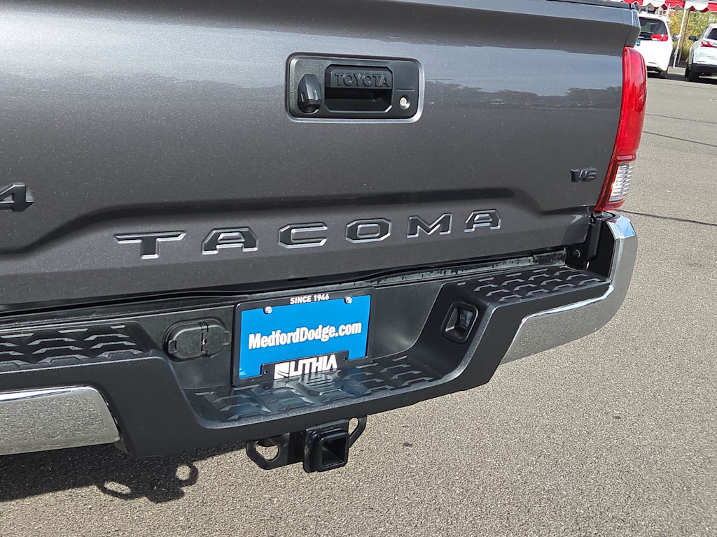Thumbnail: 2020 Toyota Tacoma - 7