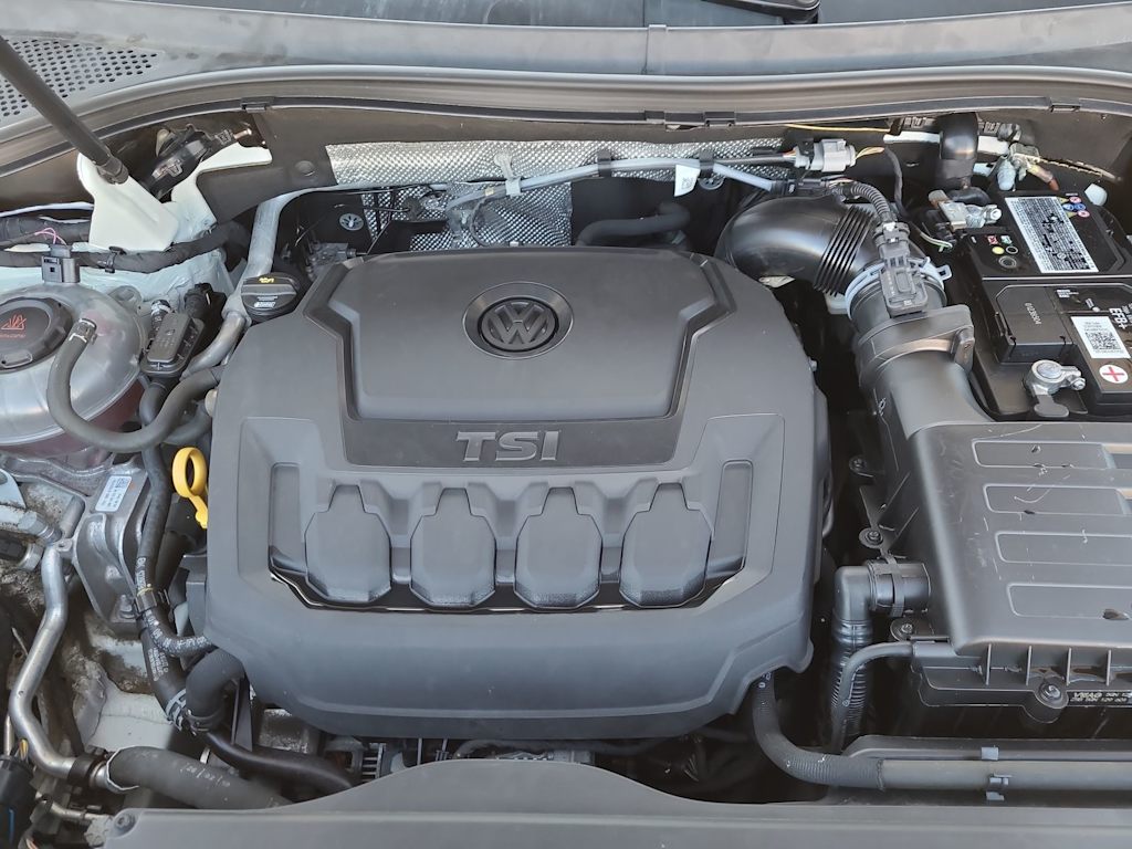 Thumbnail: 2019 Volkswagen Tiguan - 9