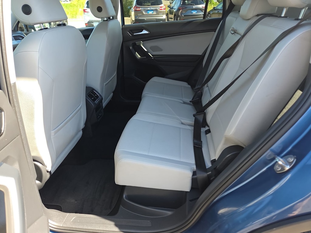 Thumbnail: 2018 Volkswagen Tiguan - 28