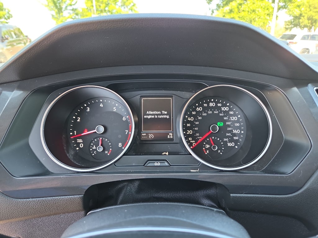 Thumbnail: 2018 Volkswagen Tiguan - 16