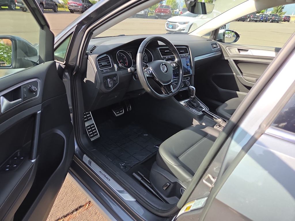 Thumbnail: 2019 Volkswagen Golf - 2