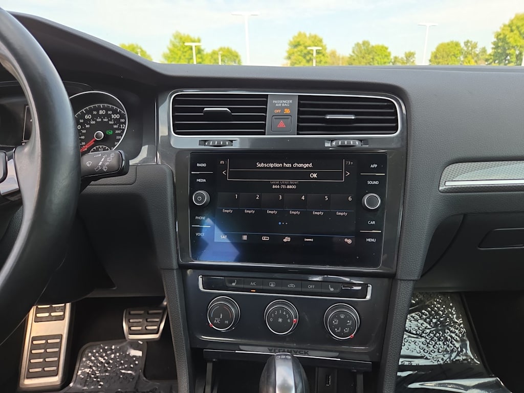 Thumbnail: 2019 Volkswagen Golf - 13