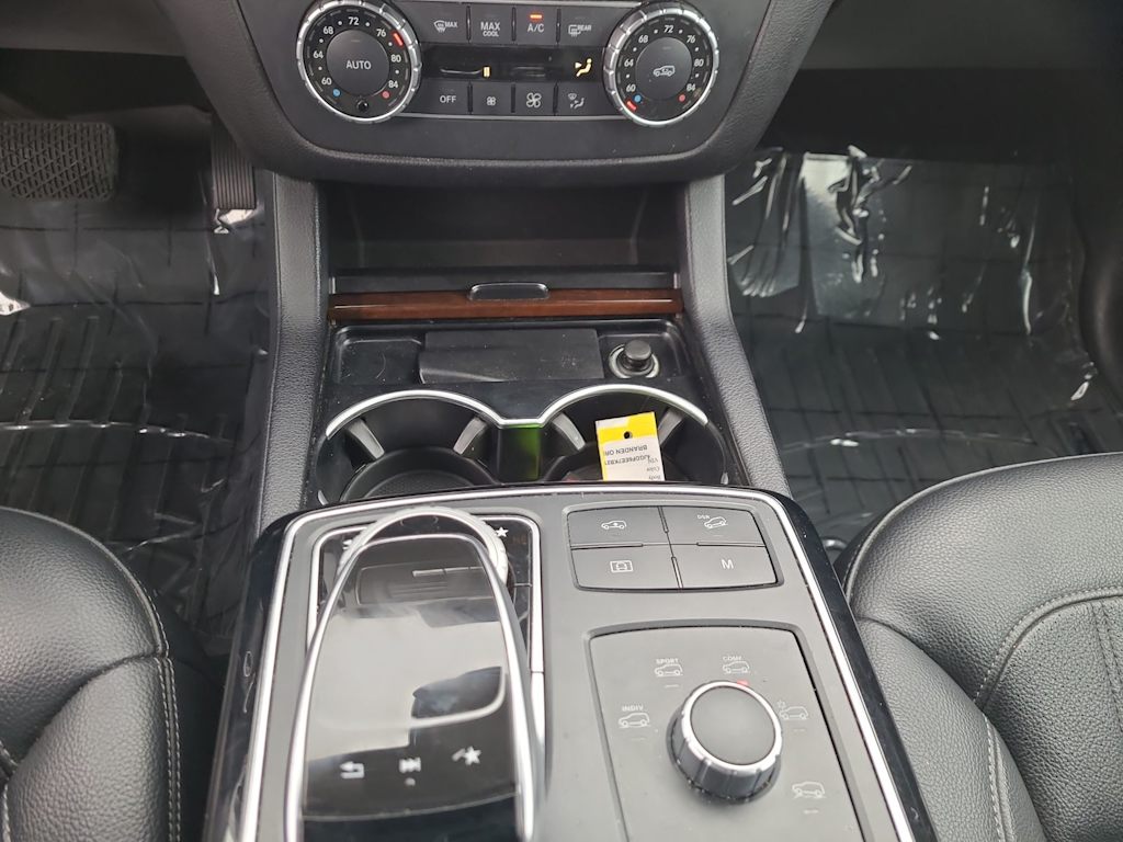 Thumbnail: 2019 Mercedes-Benz GLS - 16