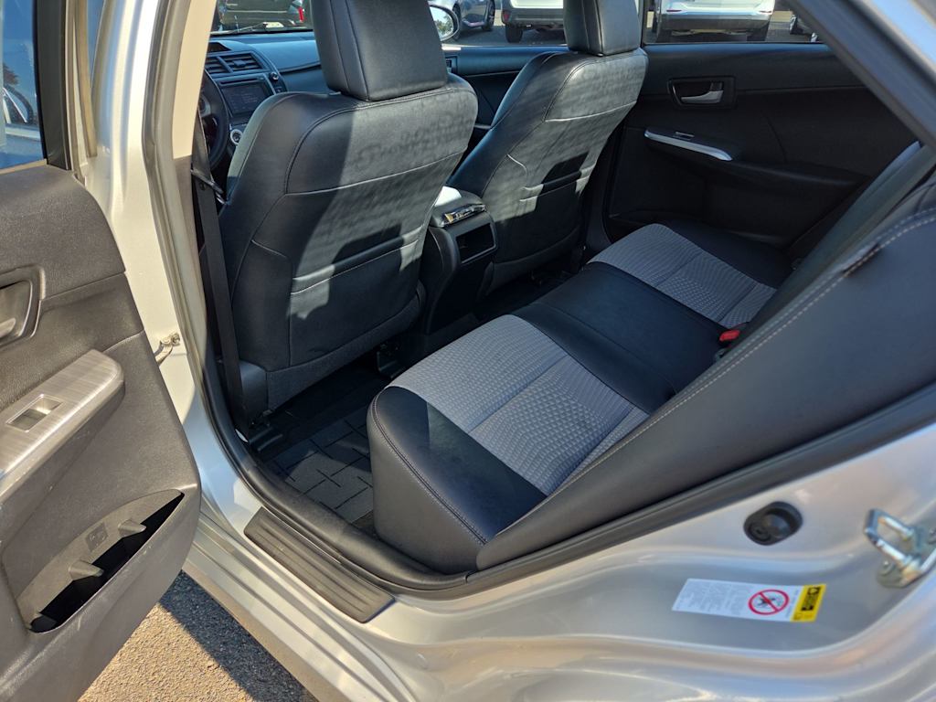 Thumbnail: 2013 Toyota Camry - 11