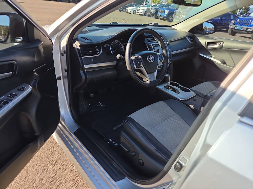 Thumbnail: 2013 Toyota Camry - 22