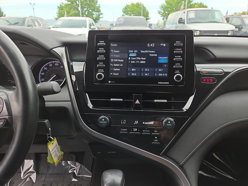 Thumbnail: 2021 Toyota Camry - 15