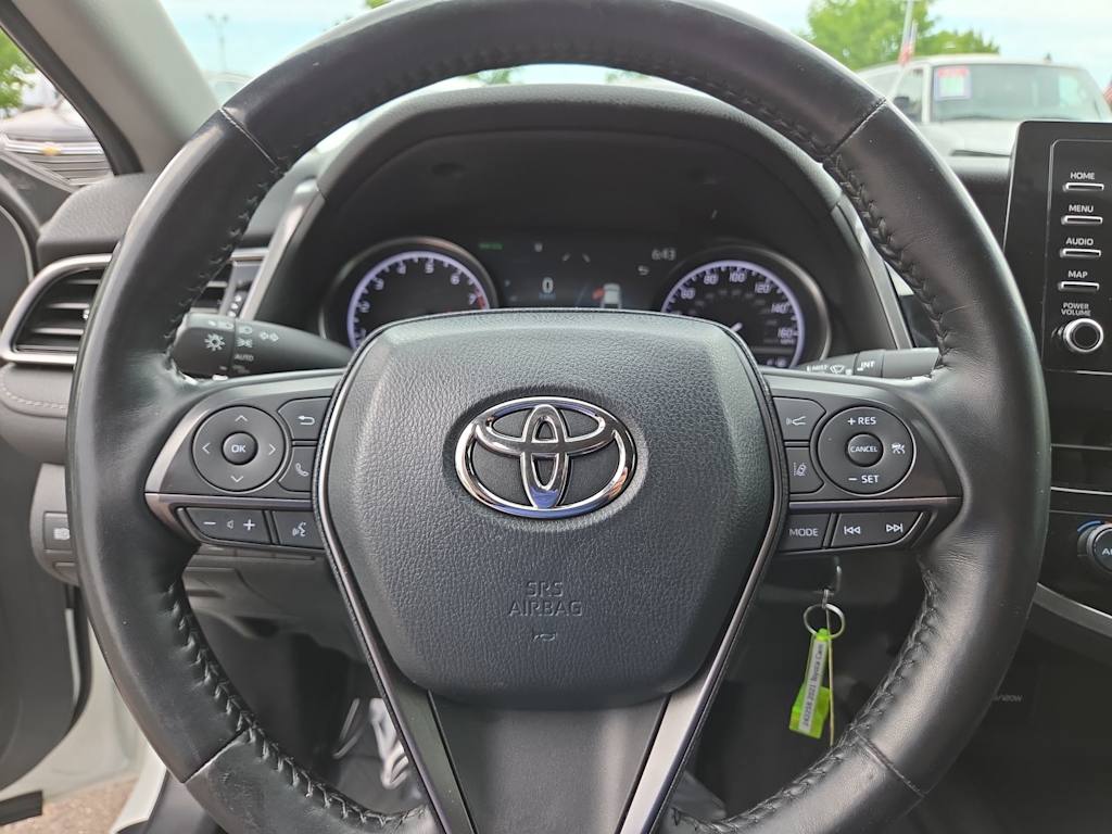Thumbnail: 2021 Toyota Camry - 14