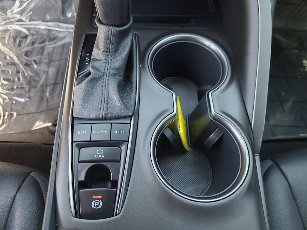 2023 Toyota Camry SE 15