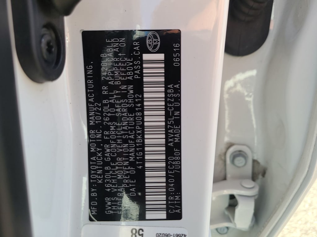 2023 Toyota Camry SE 18