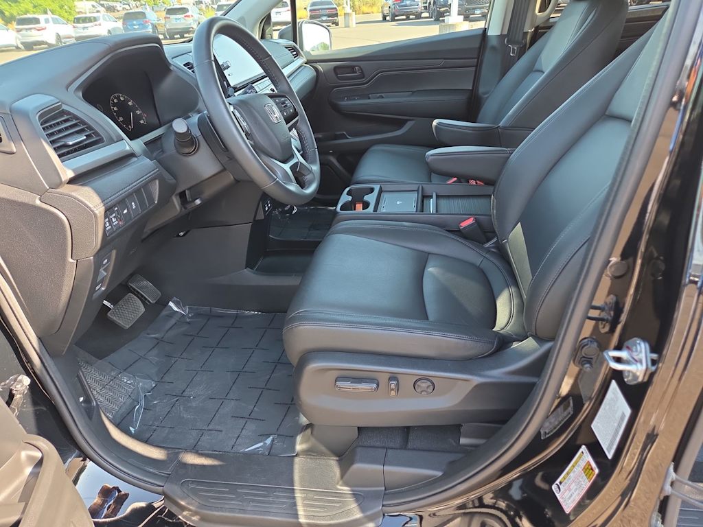 Thumbnail: 2025 Honda Odyssey - 10