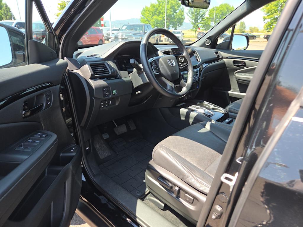 Thumbnail: 2023 Honda Passport - 2