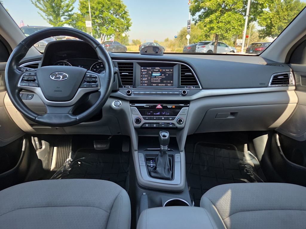 Thumbnail: 2017 Hyundai Elantra - 9