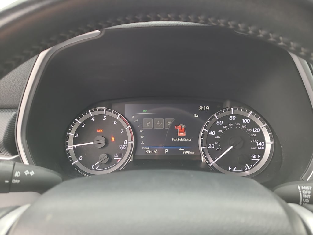 Thumbnail: 2023 Toyota Highlander - 16