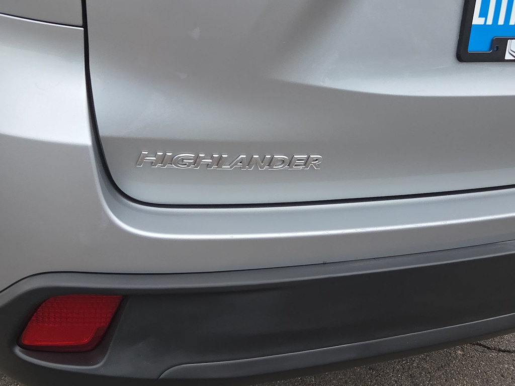 Thumbnail: 2018 Toyota Highlander - 7
