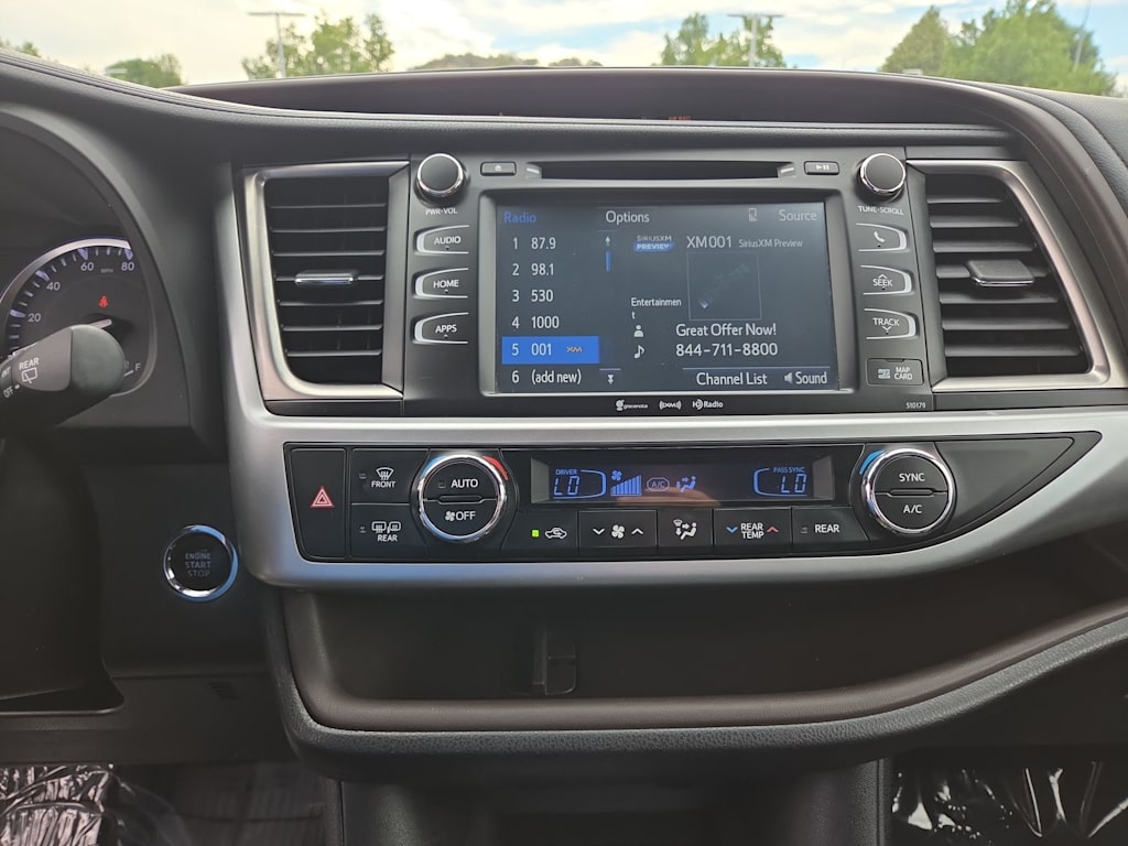 Thumbnail: 2018 Toyota Highlander - 14