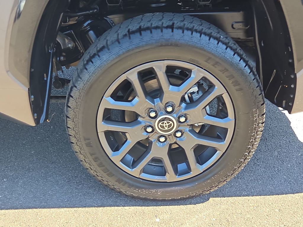 Thumbnail: 2023 Toyota Tundra - 8