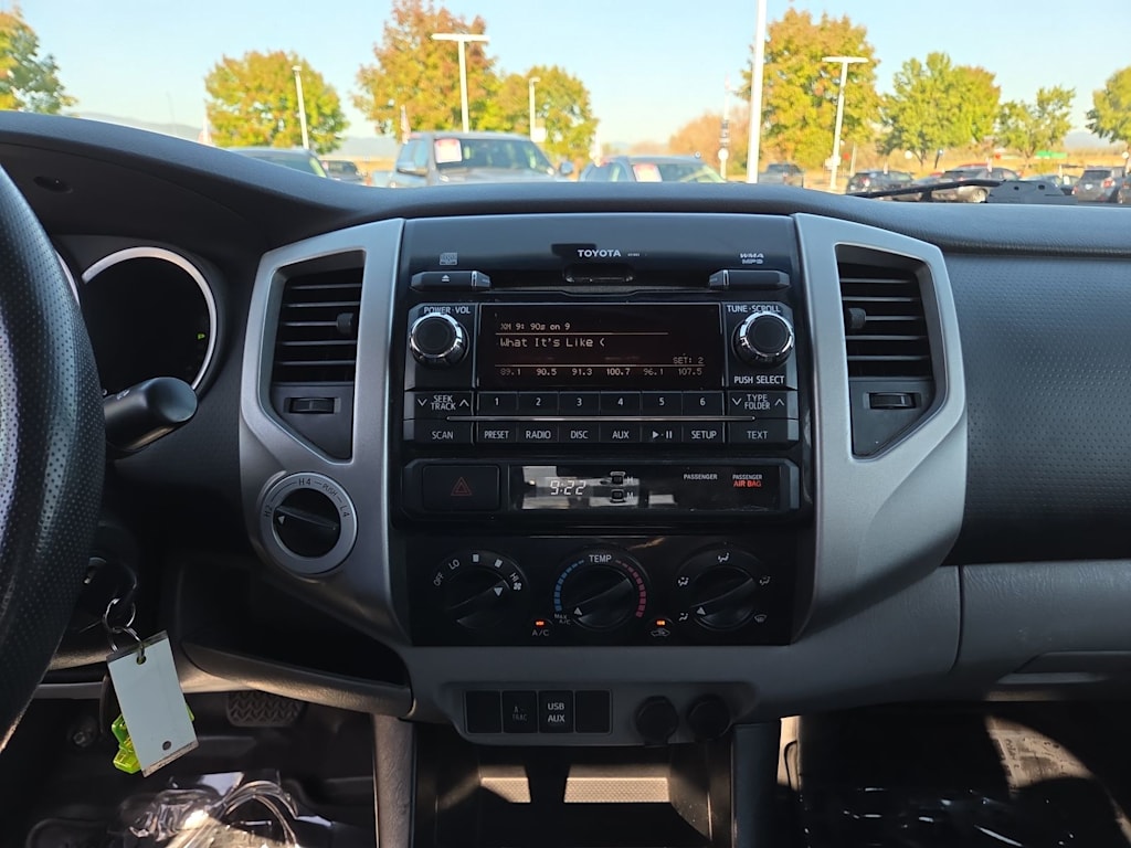 Thumbnail: 2012 Toyota Tacoma - 13