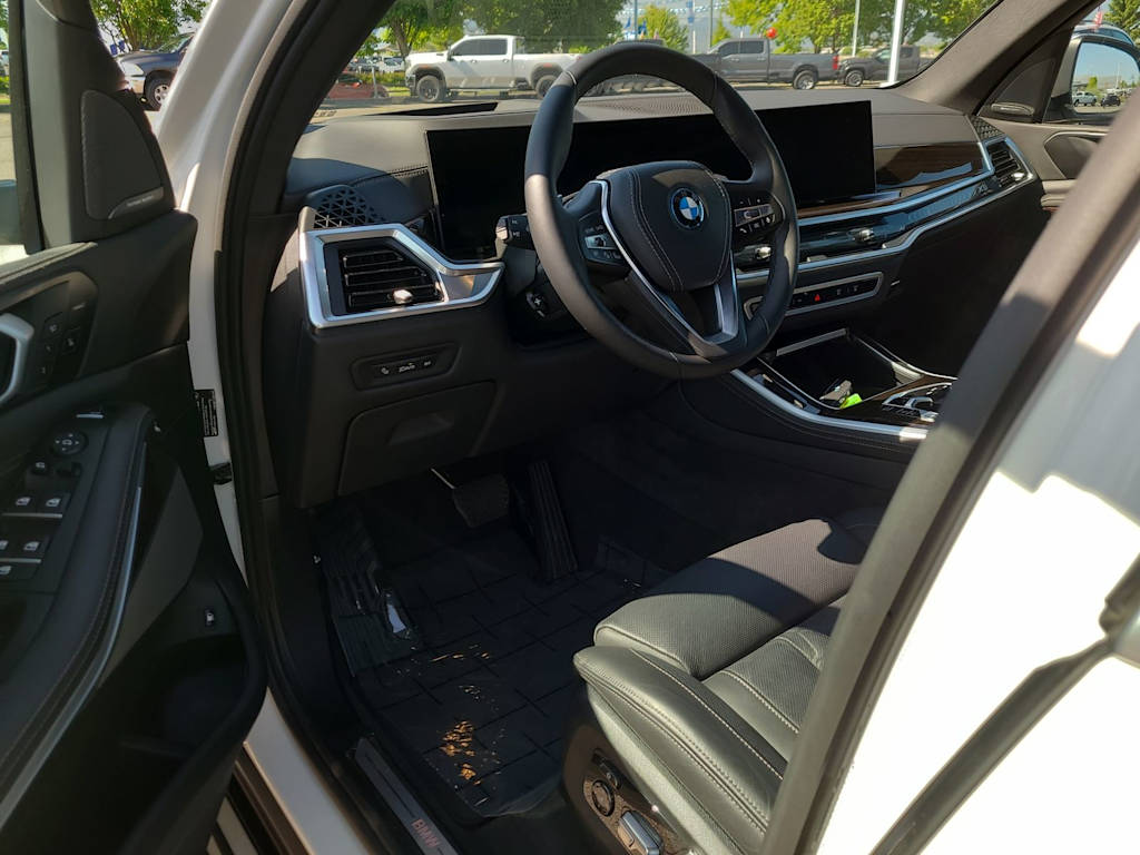 2025 BMW X5 xDrive50e 22
