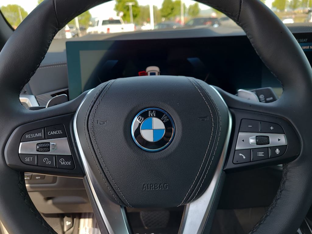 2025 BMW X5 xDrive50e 28