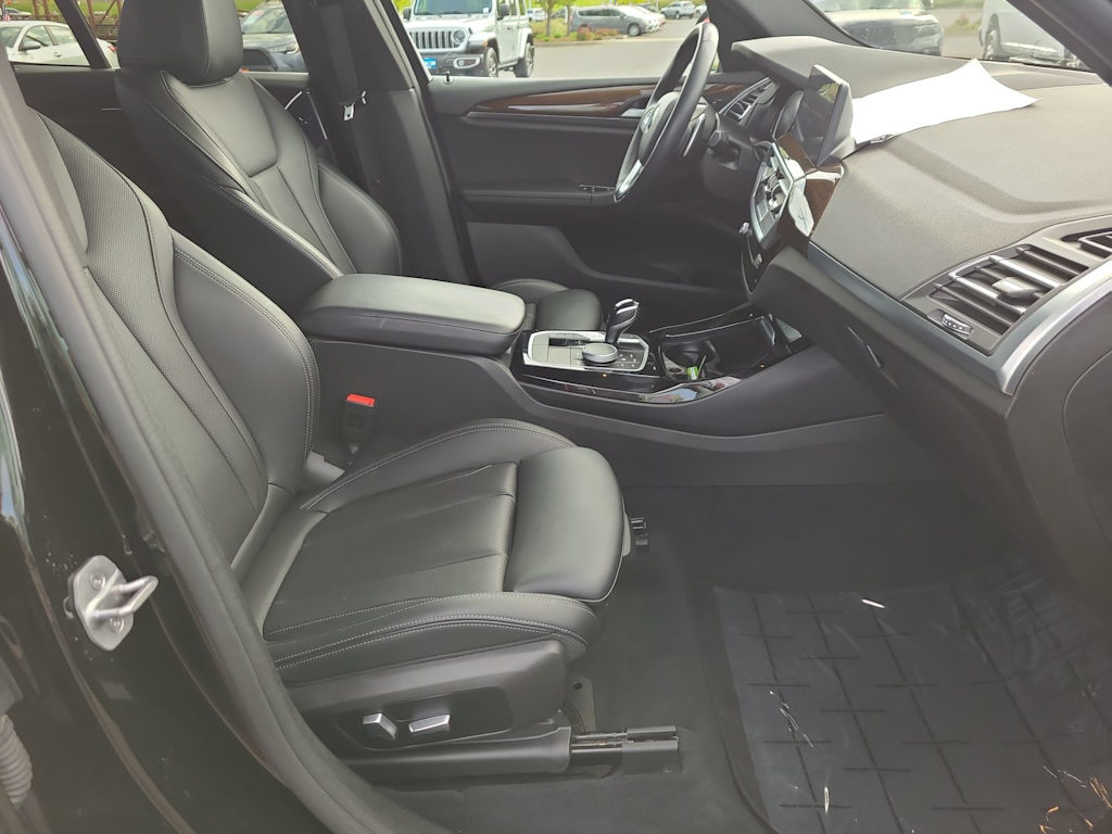 2022 BMW X3 xDrive30i 12