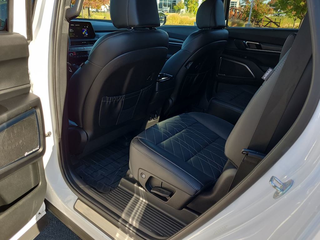 Thumbnail: 2023 Kia Telluride - 12