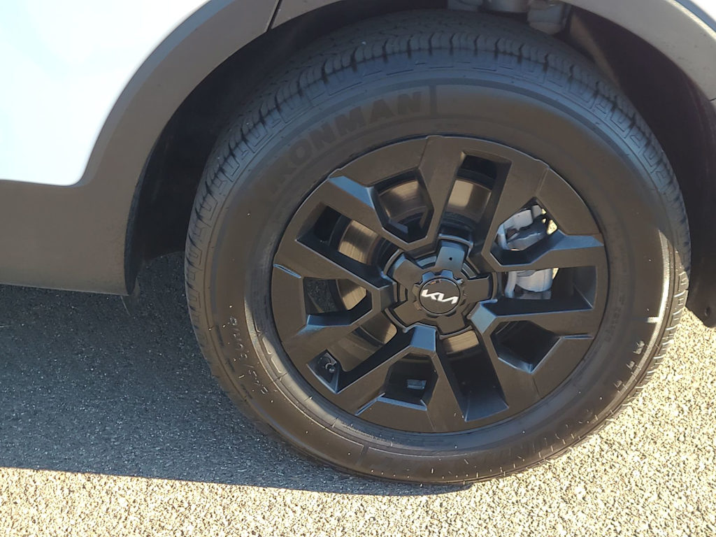 Thumbnail: 2023 Kia Telluride - 8