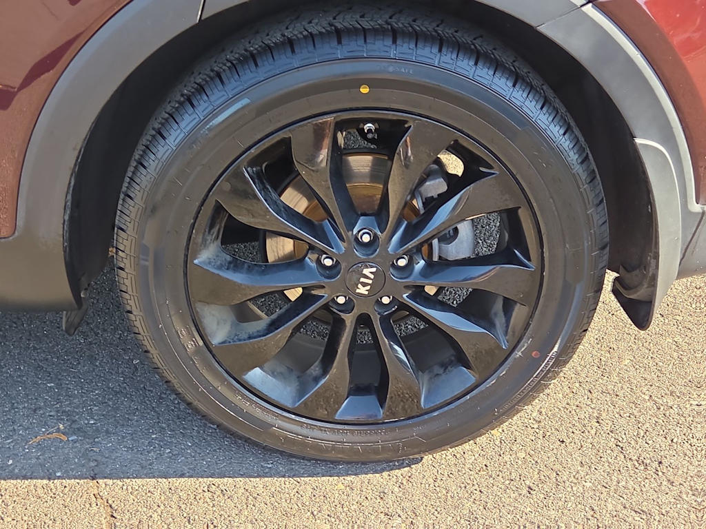 Thumbnail: 2020 Kia Sorento - 8
