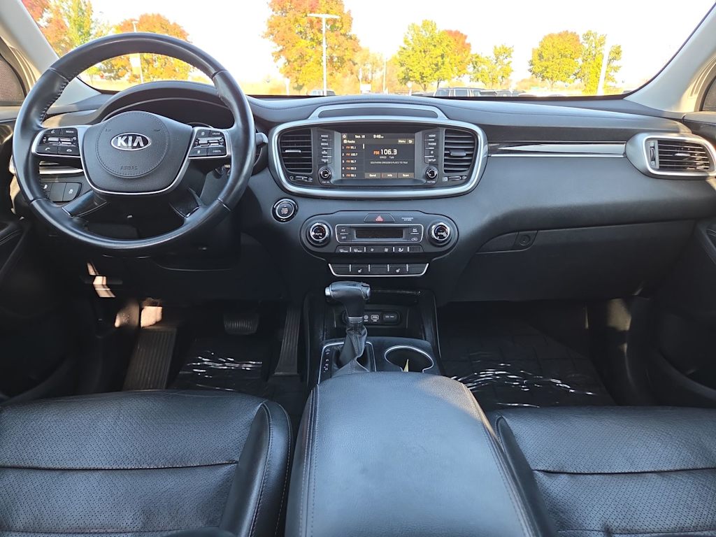 Thumbnail: 2020 Kia Sorento - 10