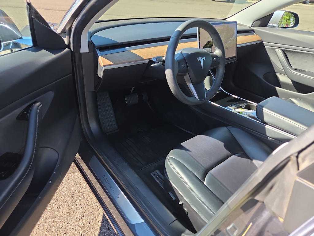 Thumbnail: 2019 Tesla Model 3 - 2