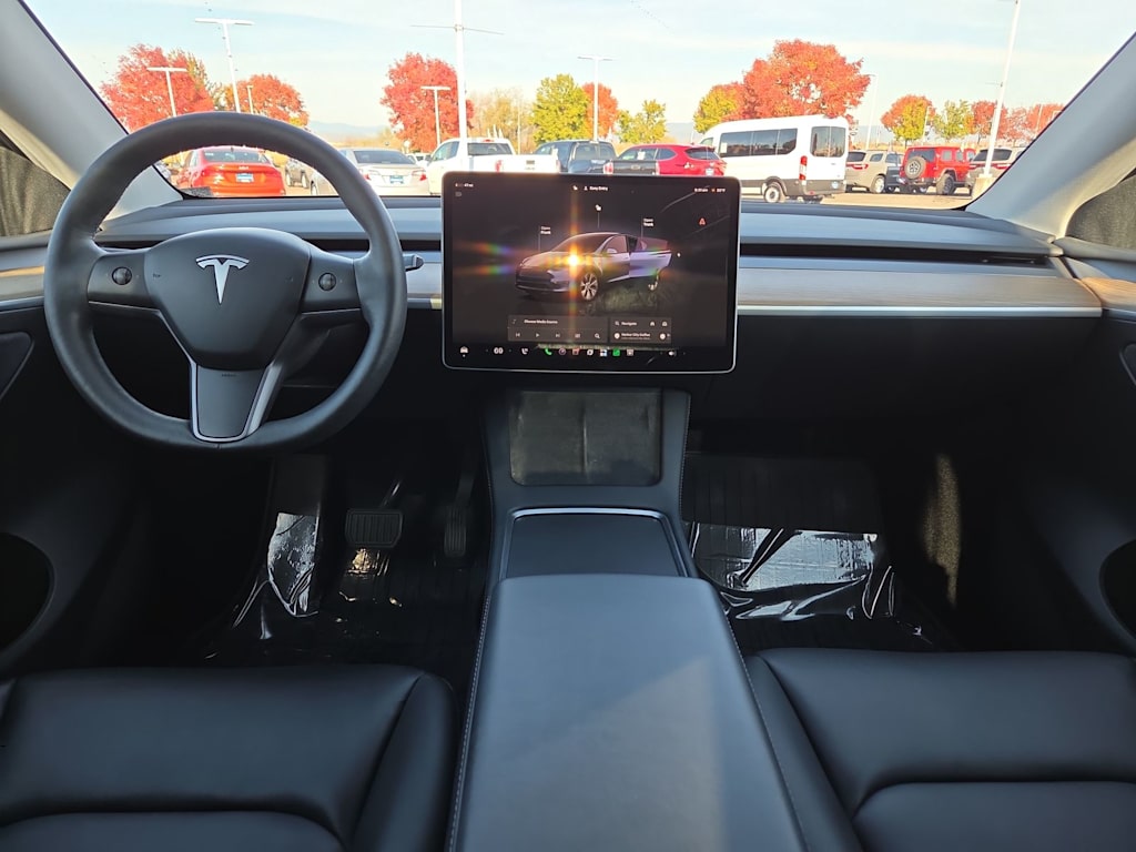 Thumbnail: 2023 Tesla Model Y - 8