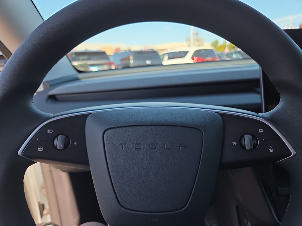 Thumbnail: 2026 Tesla Model Y - 27