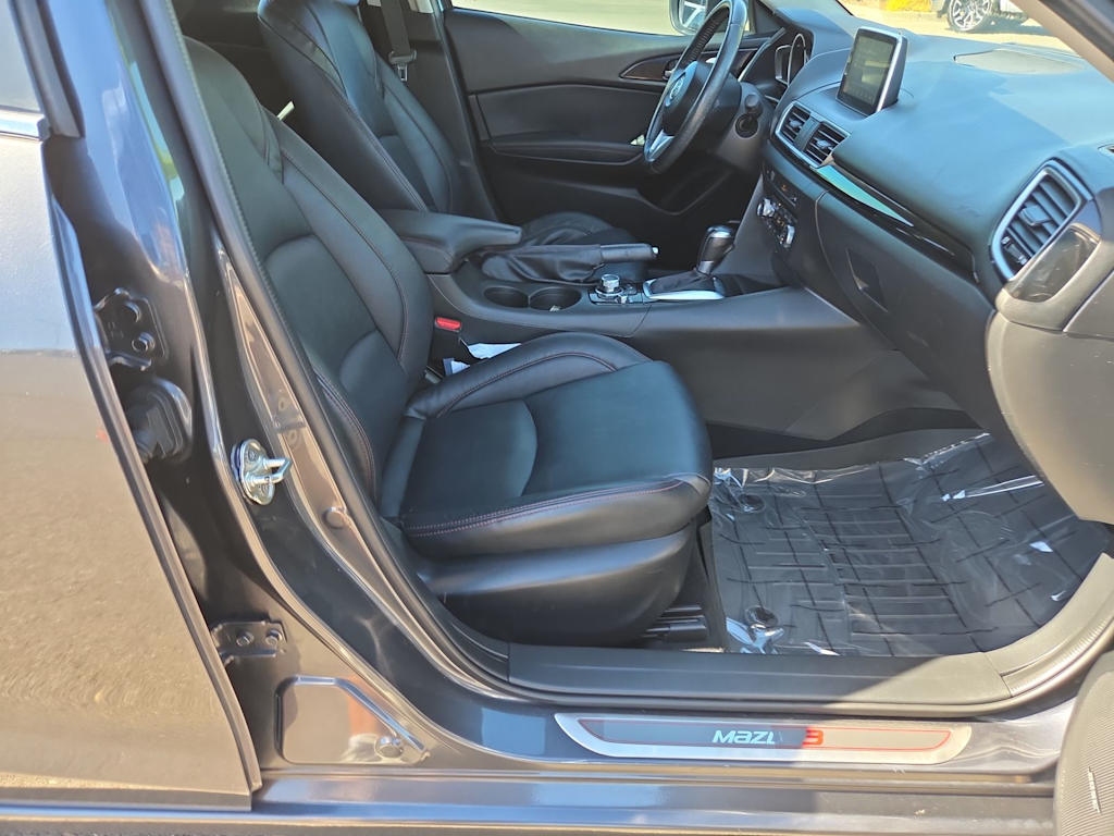 Thumbnail: 2015 Mazda Mazda3 - 11