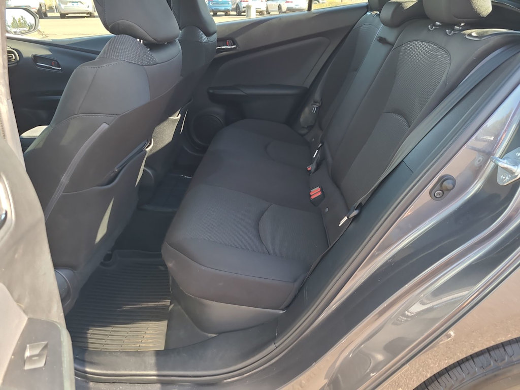 Thumbnail: 2022 Toyota Prius - 12