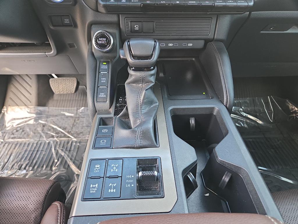 Thumbnail: 2025 Toyota Land Cruiser - 14
