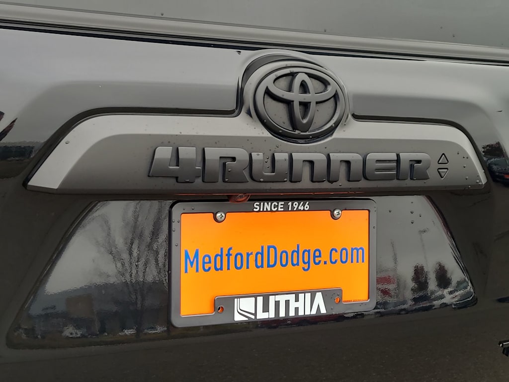 Thumbnail: 2023 Toyota 4Runner - 18