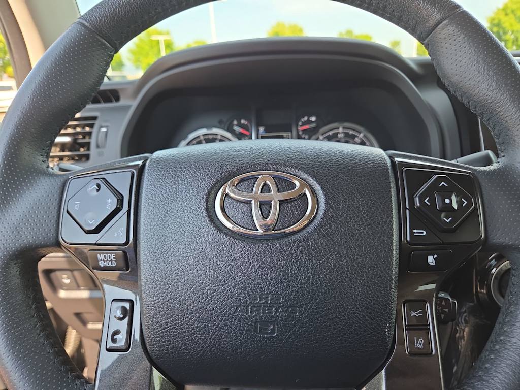 Thumbnail: 2021 Toyota 4Runner - 28