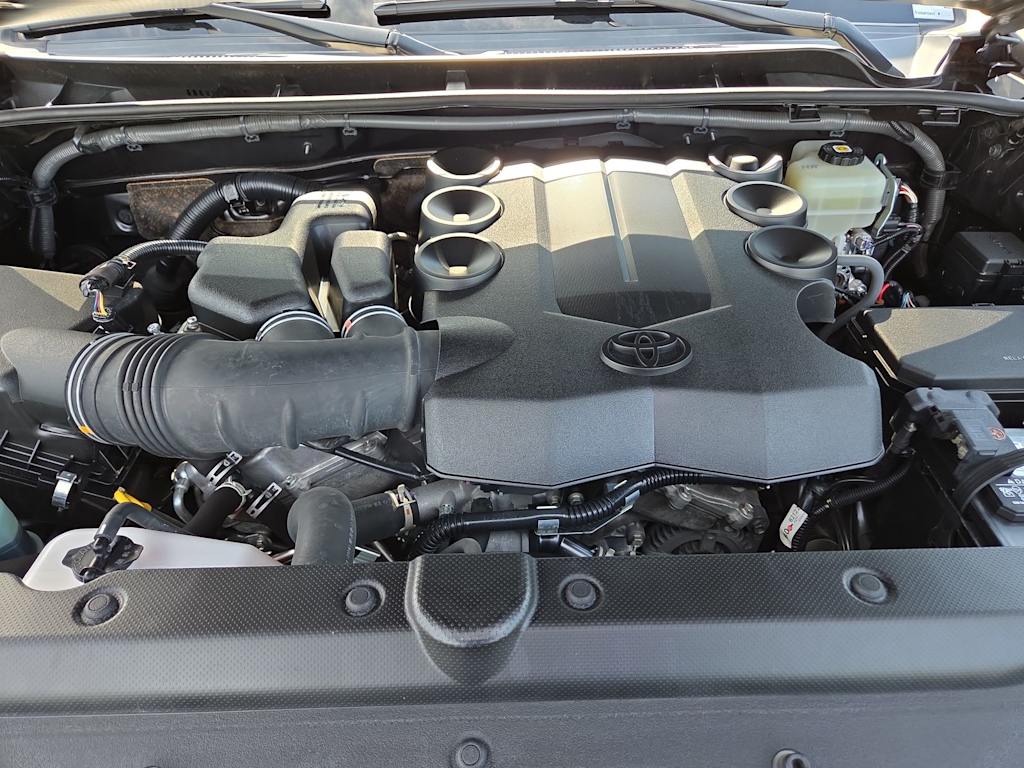 Thumbnail: 2021 Toyota 4Runner - 8