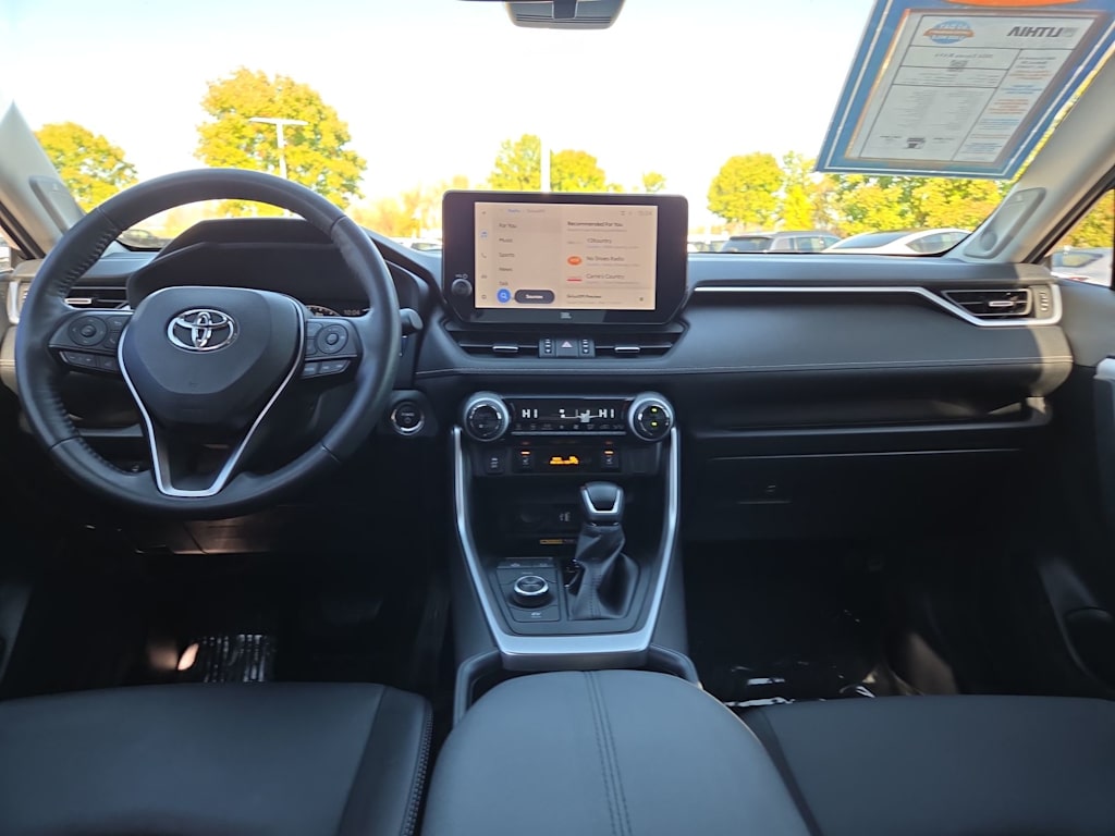 Thumbnail: 2024 Toyota RAV4 - 2
