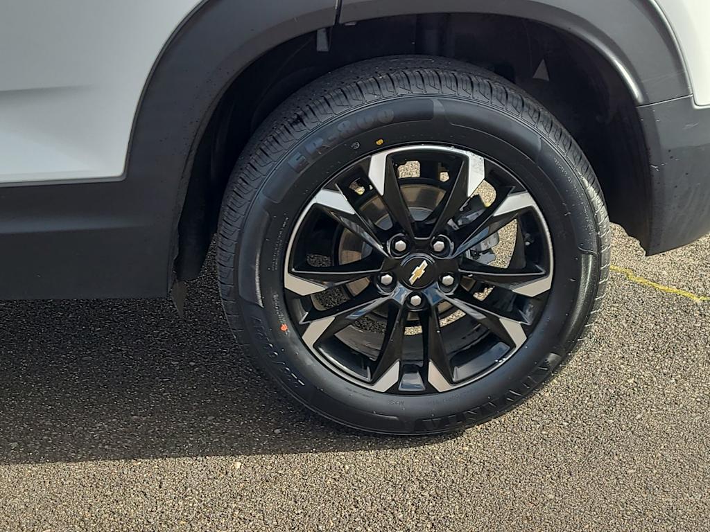 Thumbnail: 2022 Chevrolet TrailBlazer - 8