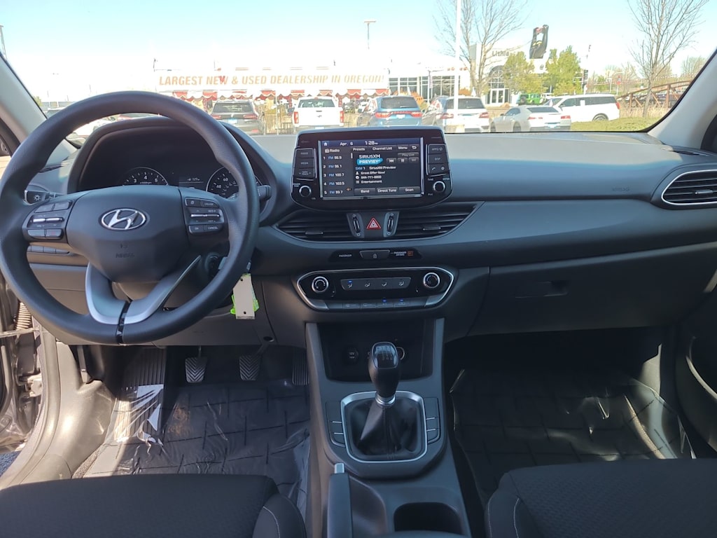 Thumbnail: 2018 Hyundai Elantra - 10