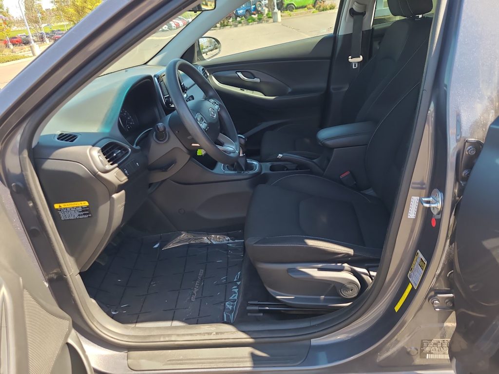 Thumbnail: 2018 Hyundai Elantra - 11