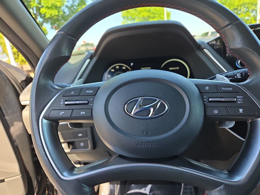 Thumbnail: 2022 Hyundai Sonata - 14