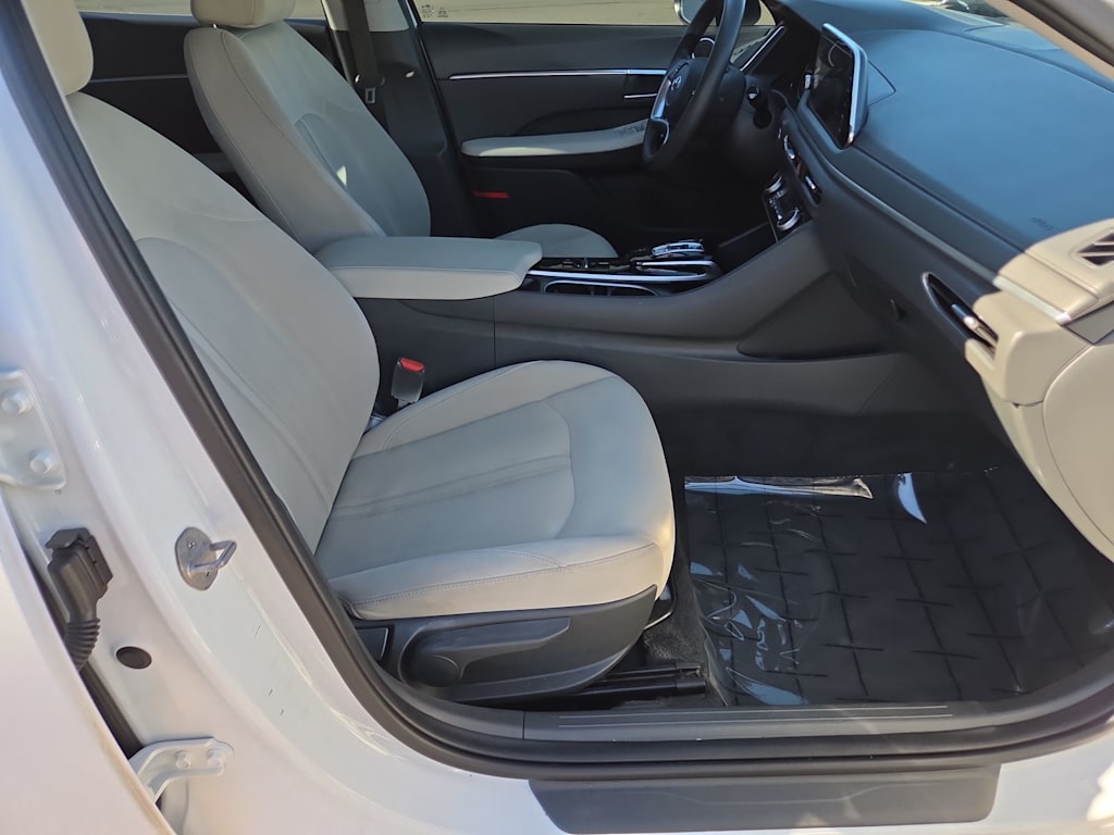 Thumbnail: 2023 Hyundai Sonata - 12